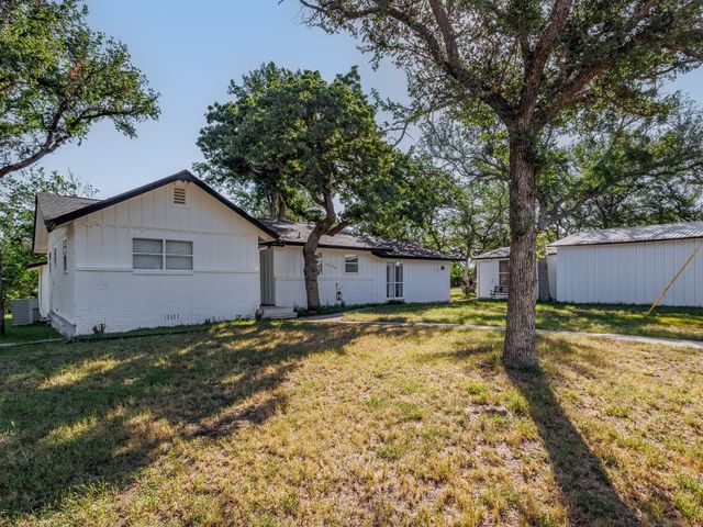 8094 County Road 609, Brownwood, TX 76801