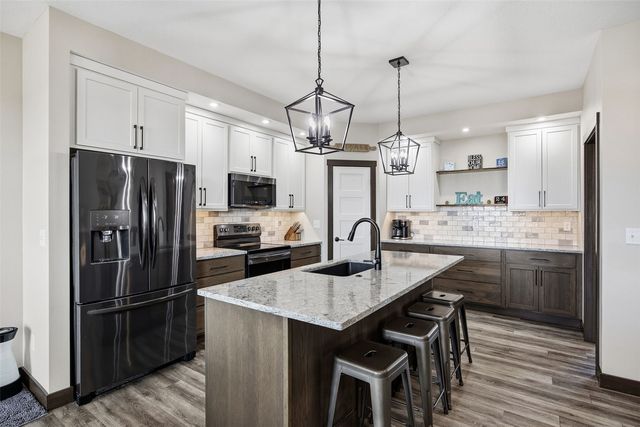 1269 Tramore Road, Marion, IA 52302