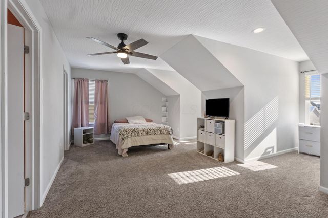 517 Pagoda Loop, Delaware, OH 43015