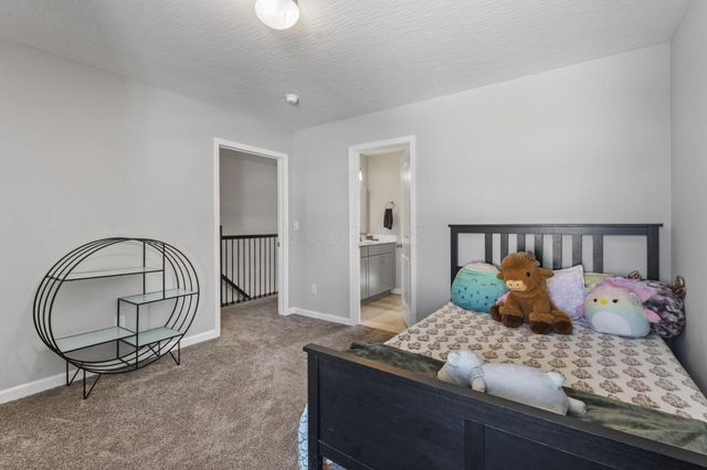 517 Pagoda Loop, Delaware, OH 43015