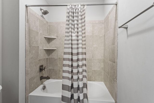 517 Pagoda Loop, Delaware, OH 43015