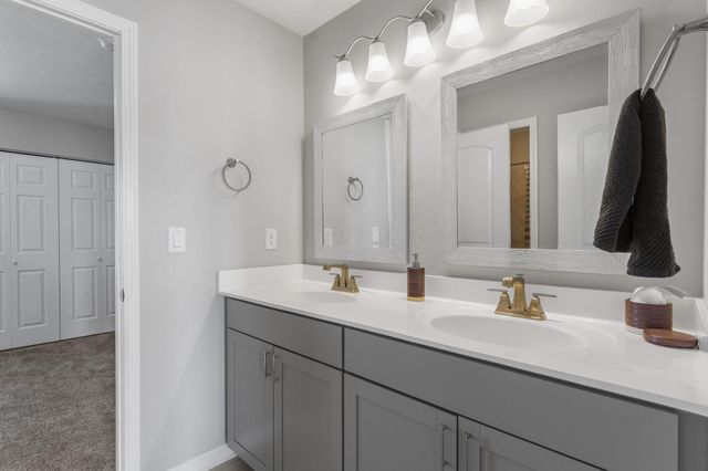 517 Pagoda Loop, Delaware, OH 43015