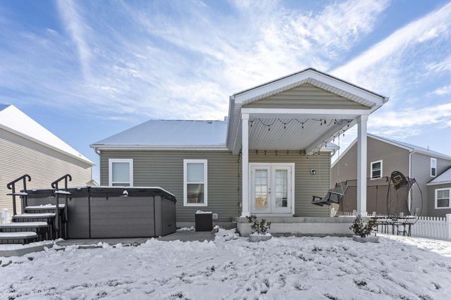 517 Pagoda Loop, Delaware, OH 43015