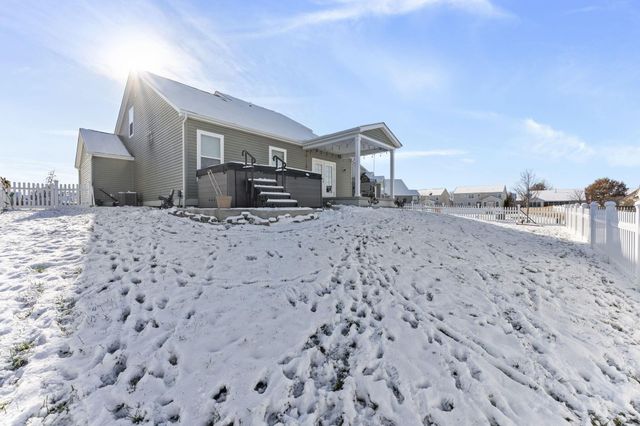 517 Pagoda Loop, Delaware, OH 43015