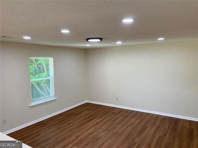 285 TAYLOR Road, Jackson, GA 30233
