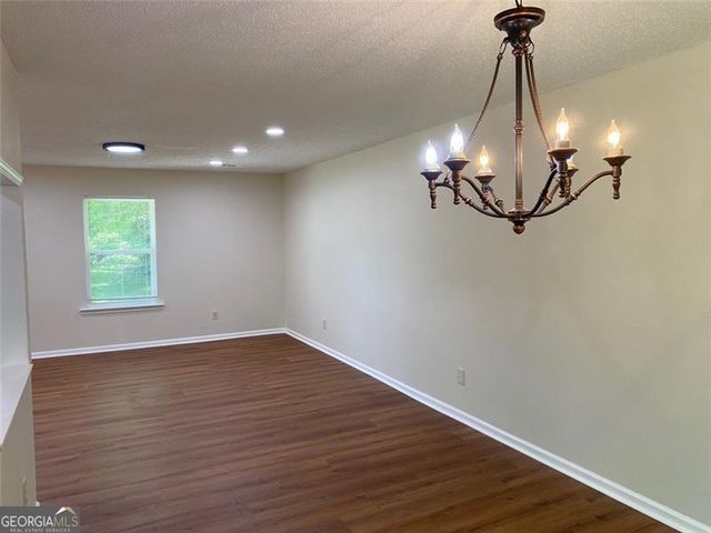 285 TAYLOR Road, Jackson, GA 30233