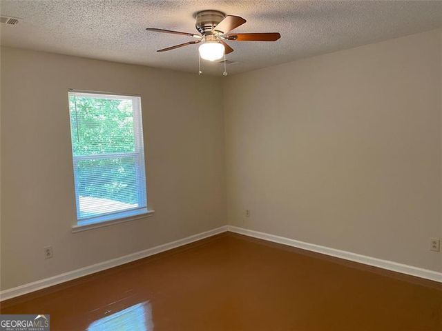 285 TAYLOR Road, Jackson, GA 30233