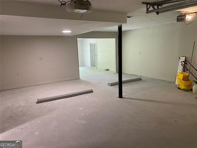 285 TAYLOR Road, Jackson, GA 30233