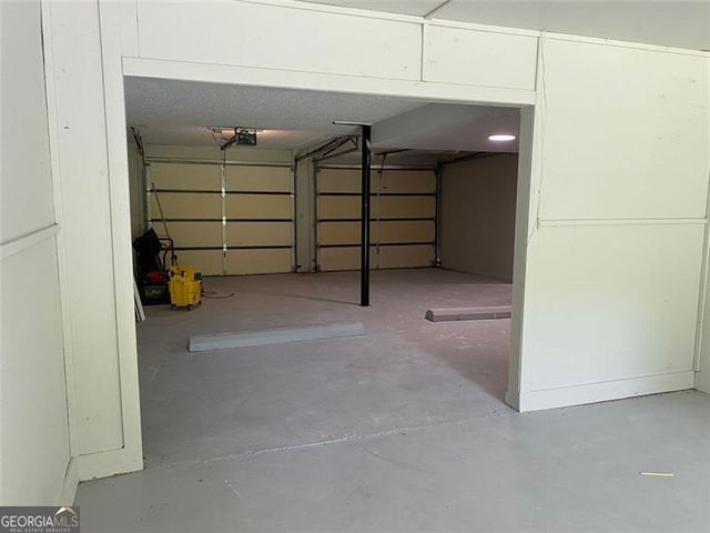 285 TAYLOR Road, Jackson, GA 30233