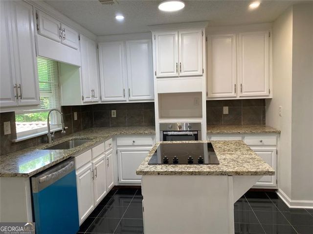 285 TAYLOR Road, Jackson, GA 30233