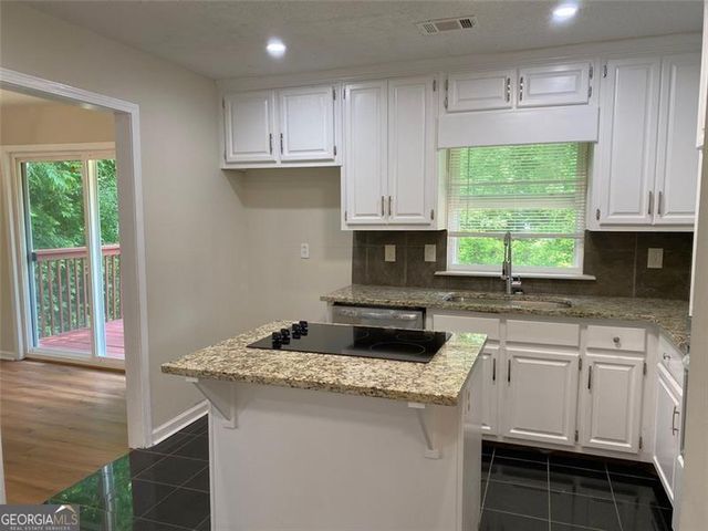 285 TAYLOR Road, Jackson, GA 30233
