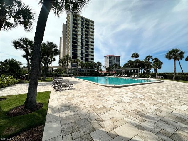 10951 GULFSHORE DR 1405, Naples, FL 34108