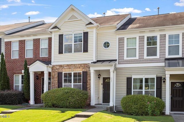 100 Stratford Lakes Drive 227, Durham, NC 27713