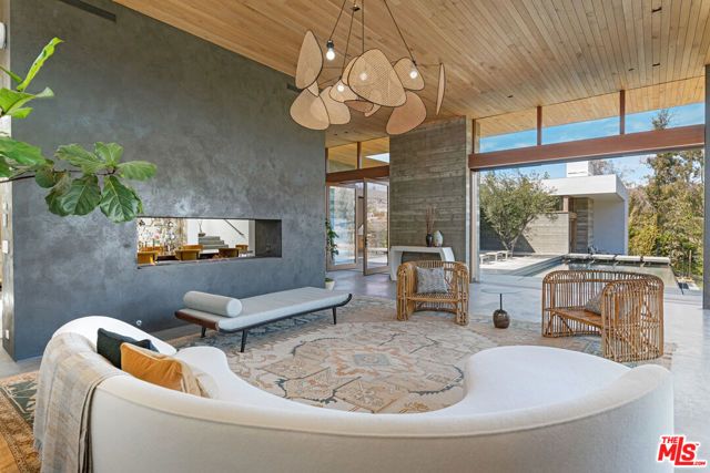 6708 Wildlife Road, Malibu, CA 90265