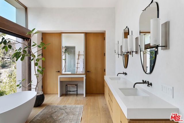 6708 Wildlife Road, Malibu, CA 90265