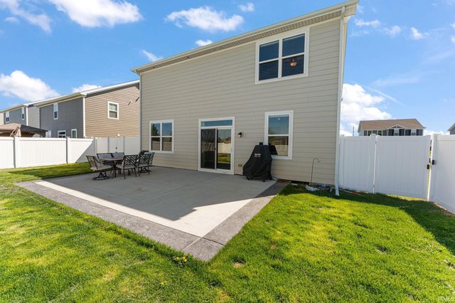 10454 Privet Drive, Crown Point, IN 46307