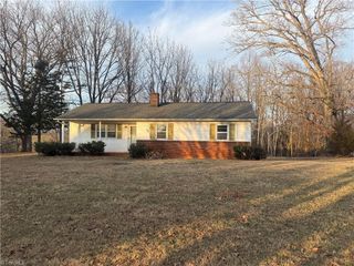 1264 W Dalton Road, King, NC 27021