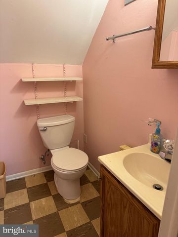 120 HILLDALE CT, Claymont, DE 19703