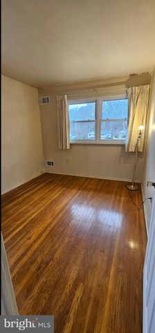 120 HILLDALE CT, Claymont, DE 19703