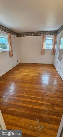 120 HILLDALE CT, Claymont, DE 19703