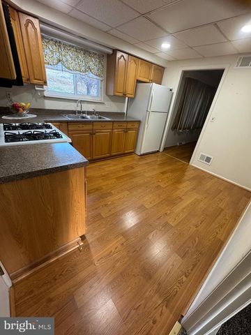 120 HILLDALE CT, Claymont, DE 19703