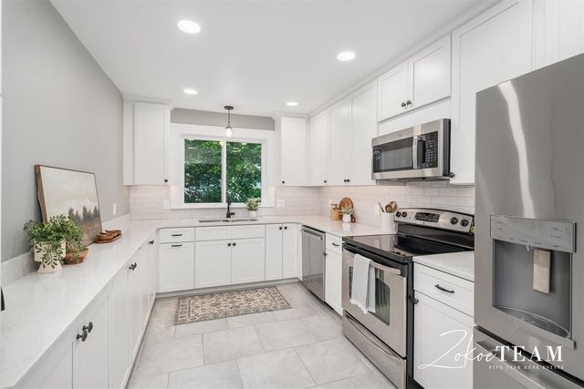 6540 Leonard Street, Coopersville, MI 49404