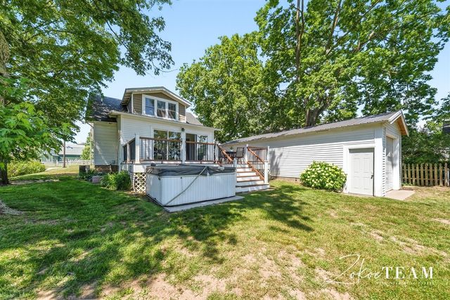 6540 Leonard Street, Coopersville, MI 49404