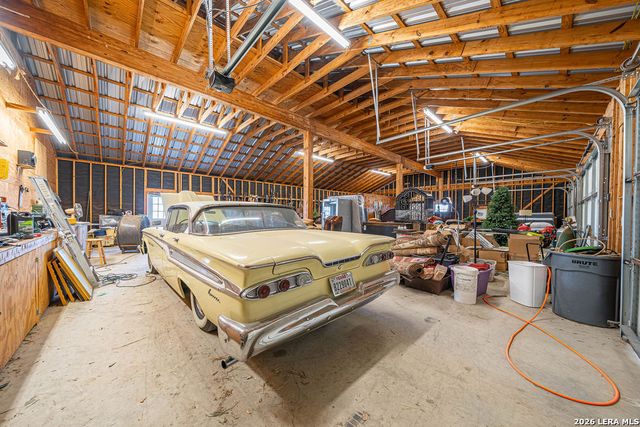 13633 US HIGHWAY 87 SOUTH, Adkins, TX 78101