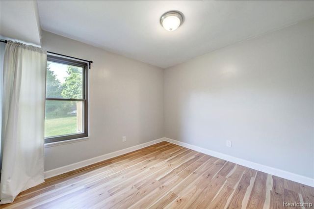 19143 Surrey Lane, Northville, MI 48167