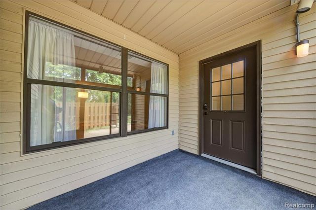 19143 Surrey Lane, Northville, MI 48167