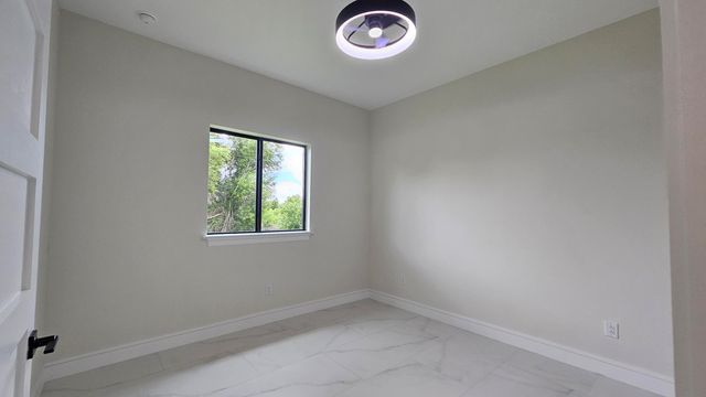 3410 NW 39th Lane, Cape Coral, FL 33993