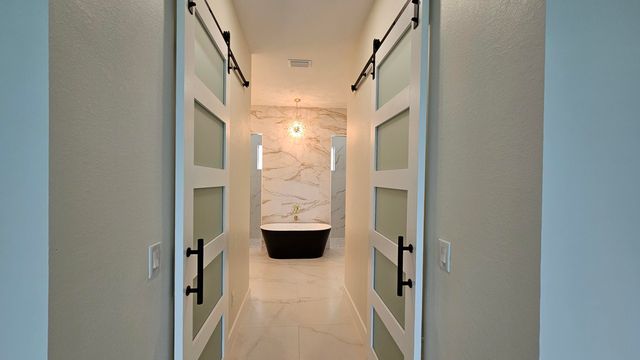 3410 NW 39th Lane, Cape Coral, FL 33993