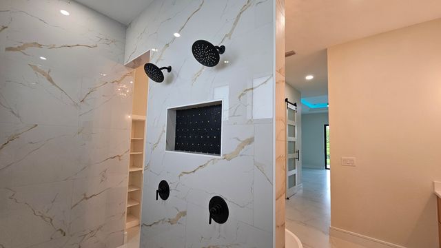 3410 NW 39th Lane, Cape Coral, FL 33993