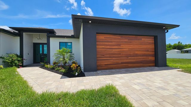 3410 NW 39th Lane, Cape Coral, FL 33993