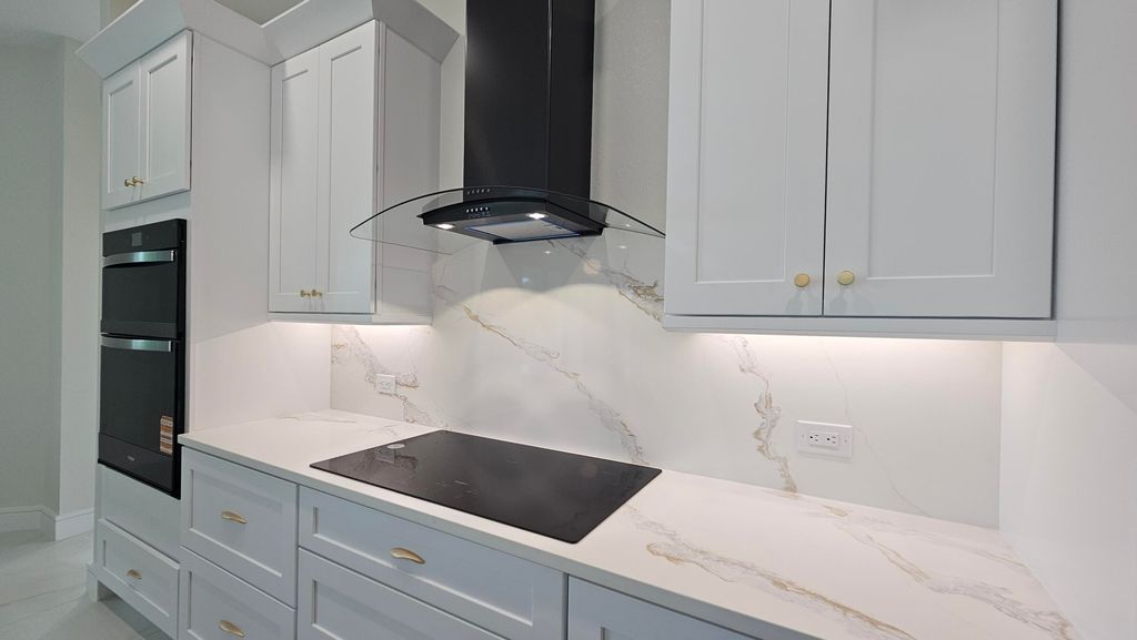 3410 NW 39th Lane, Cape Coral, FL 33993