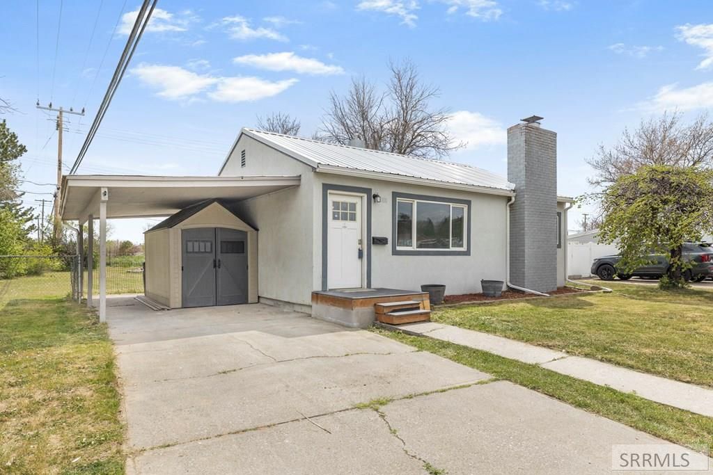 Image 4 of property listing at 3000 Teton Street, Idaho Falls, ID 83406