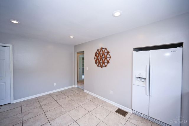 3919 Belfast Avenue, Sycamore Twp, OH 45236