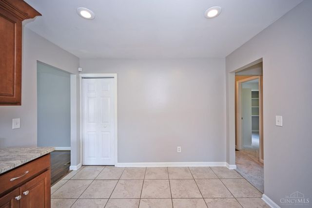3919 Belfast Avenue, Sycamore Twp, OH 45236