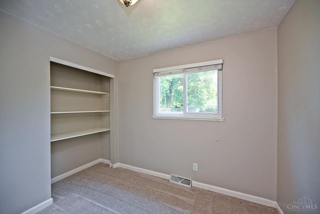3919 Belfast Avenue, Sycamore Twp, OH 45236
