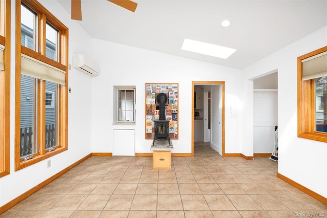 39 N Chestnut Street, Beacon, NY 12508