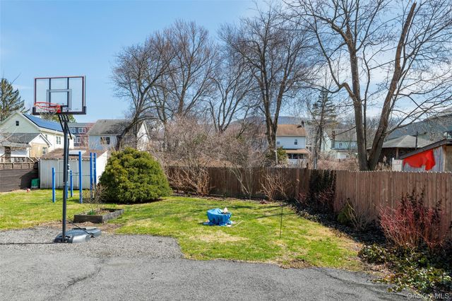 39 N Chestnut Street, Beacon, NY 12508