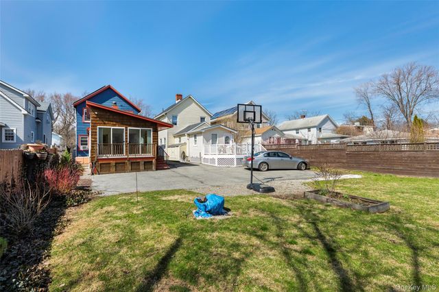 39 N Chestnut Street, Beacon, NY 12508