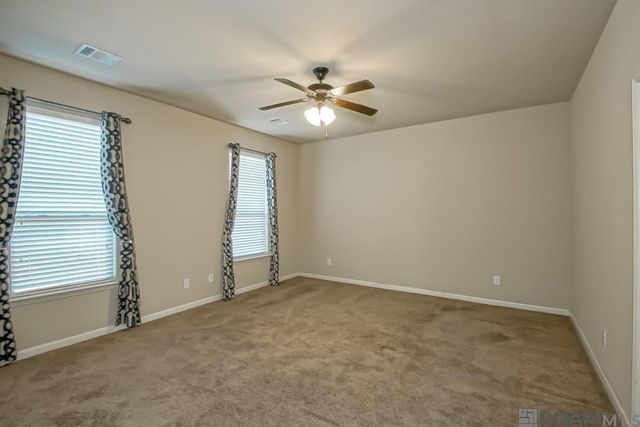 10661 Braves Ave, Denham Springs, LA 70726