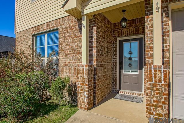 10661 Braves Ave, Denham Springs, LA 70726