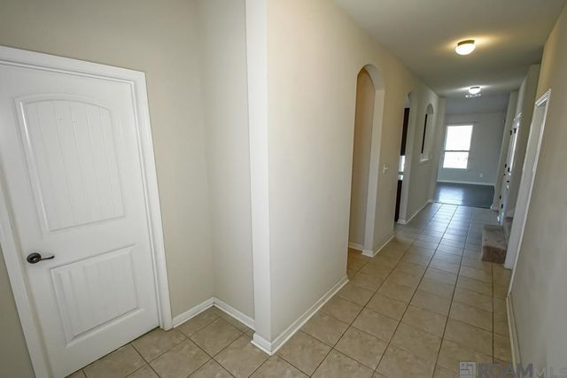 10661 Braves Ave, Denham Springs, LA 70726