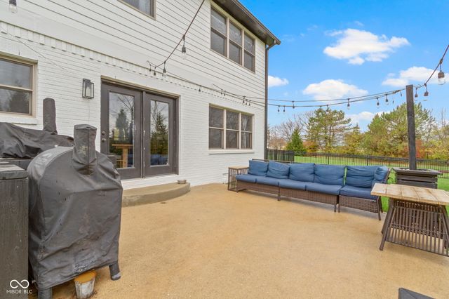 1741 Fair Glen Court, Greenfield, IN 46140