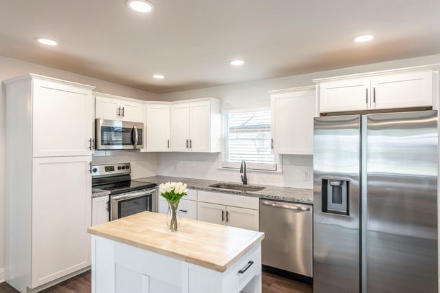 723 S Westland Ave, Gallatin, TN 37066