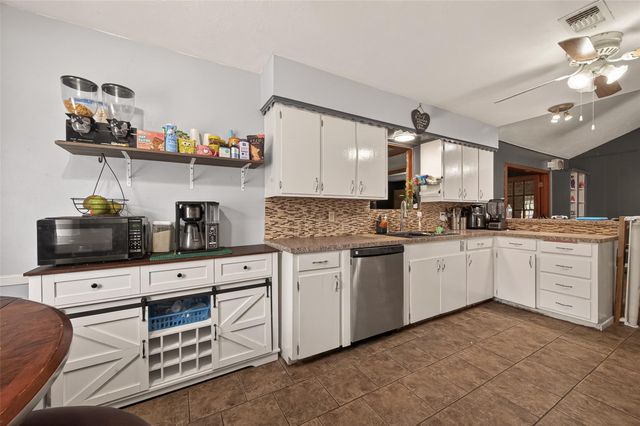 9771 Rambling Trail, Houston, TX 77089