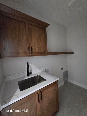 13944 N Rainier Loop, Rathdrum, ID 83858