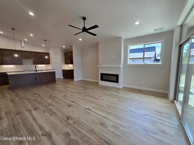 13944 N Rainier Loop, Rathdrum, ID 83858